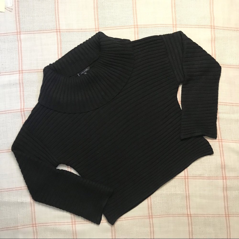ANNE KLEIN Cowl Neck/ Off the shoulder sweater